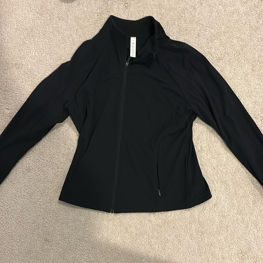Lululemon Cropped Define Jacket (Black) (feel free to offer)